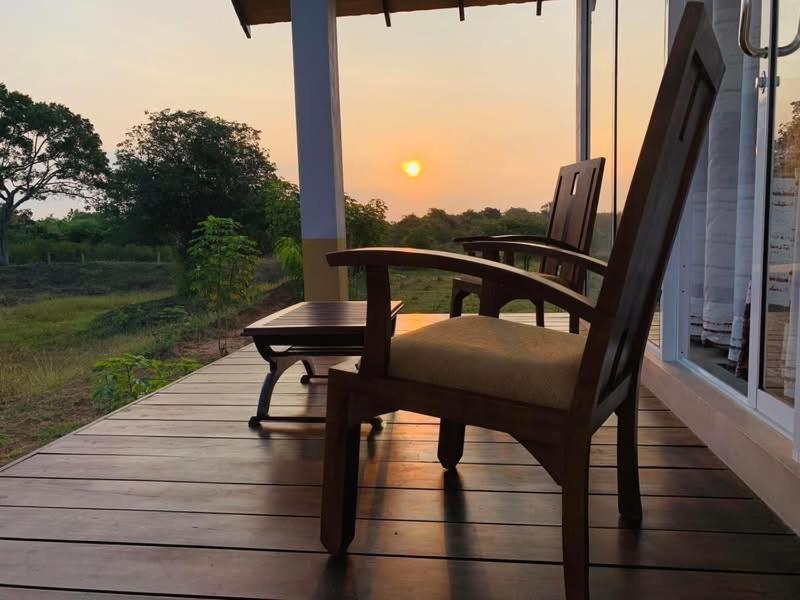 Bed and Breakfast Thihawa Eco Huts Yala Tissamaharama Exterior foto